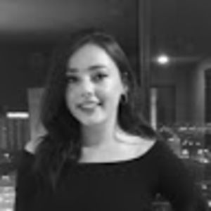 Meet your Posher, Chloe